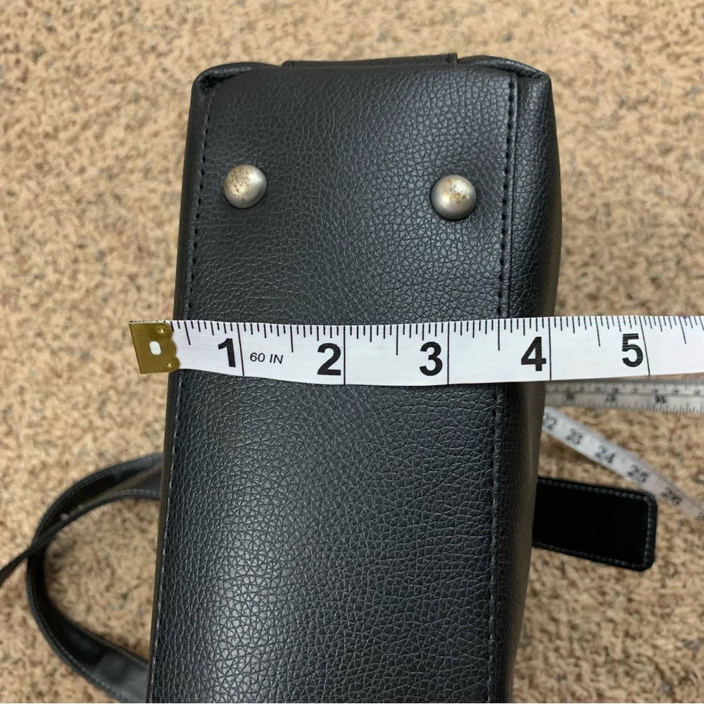 NEW Solo Black Leather Laptop Tote Bag - Picture 12 of 15